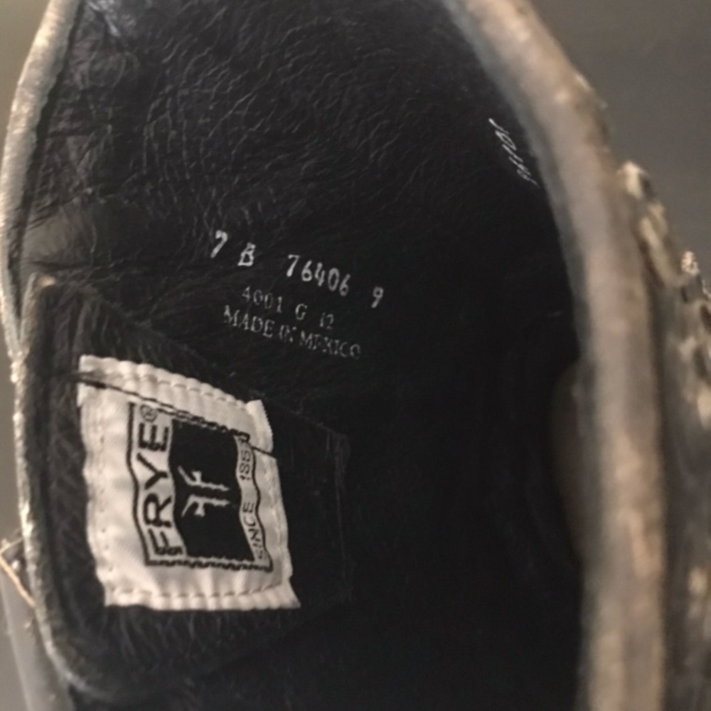Frye Jenna Disc Short Black Stone Antiqued Leather - Picture 3 of 5
